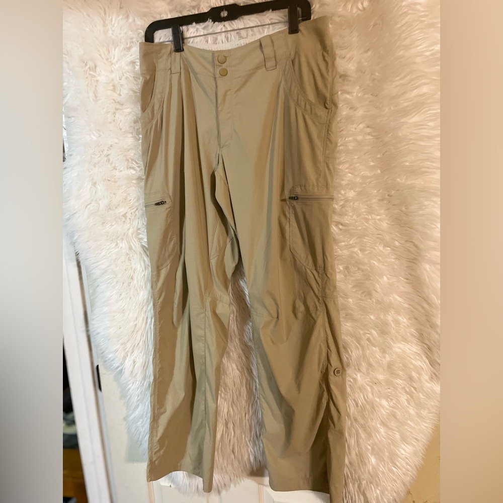 L.L. Bean Women’s Vista Trekking Pants, Mid-Rise Straight-Leg. Size 10; 280426